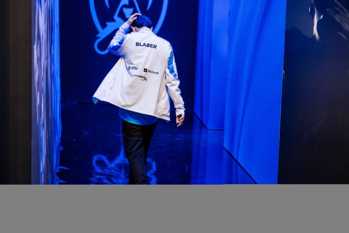 NEW YORK, NEW YORK - OCTOBER 09: Robert "Blaber" Huang of Cloud9 is seen backstage at the League of Legends World Championship Groups Stage on October 9, 2022 in New York City.